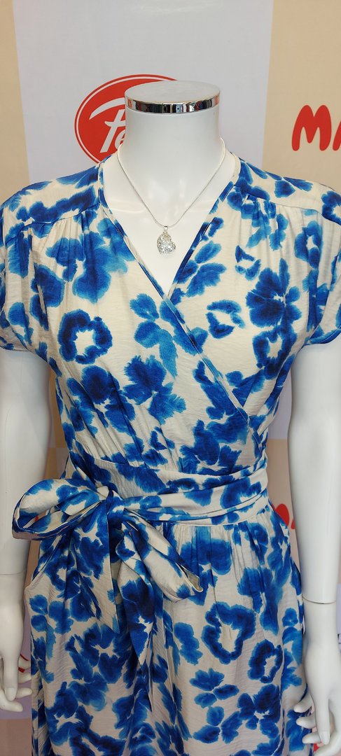 Naisten InWear RoryIW Wrap Dress. Väri 301373 Blue Poetic Flower